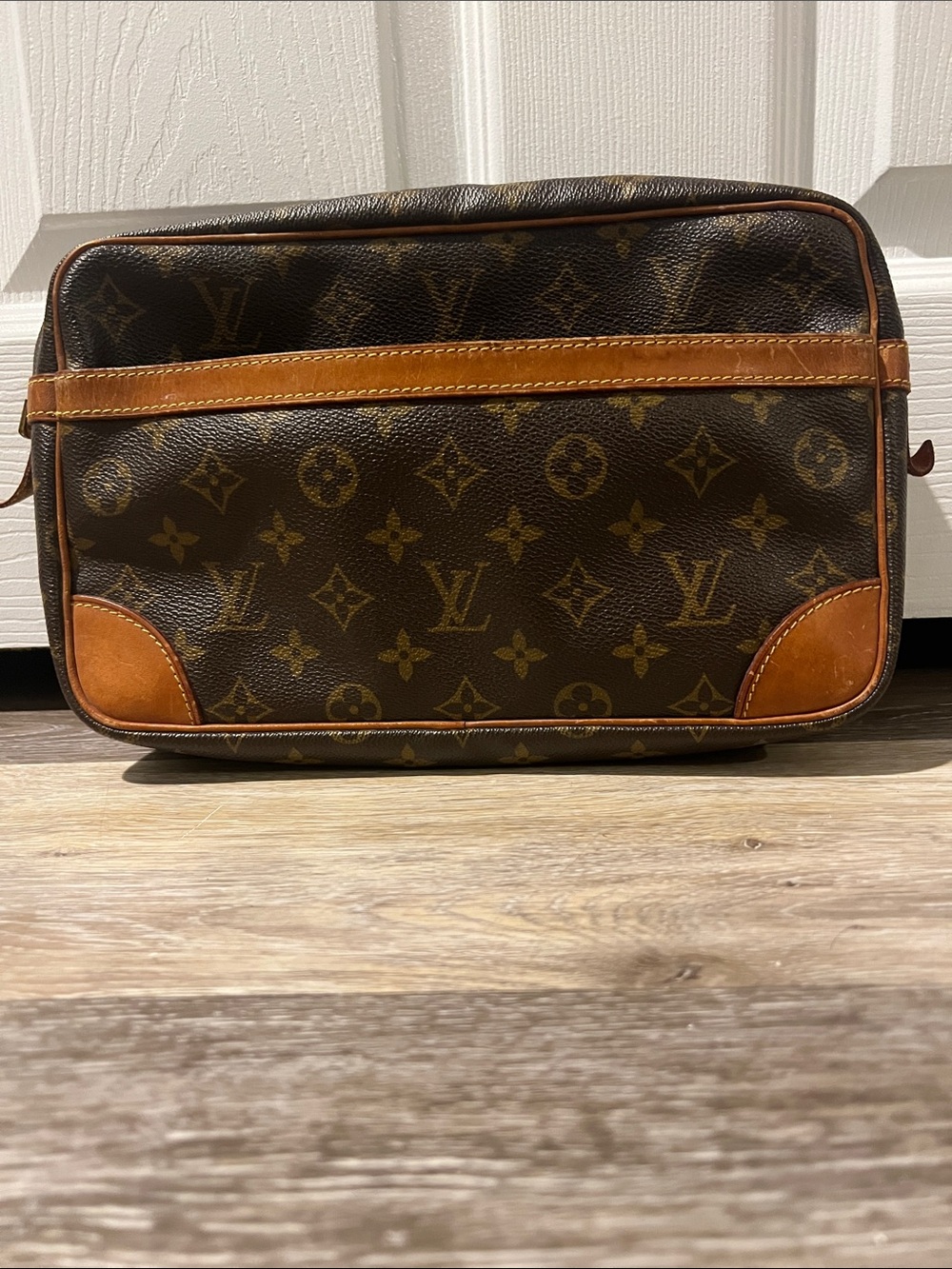 Louis Vuitton Compiegne 28 Price Firm